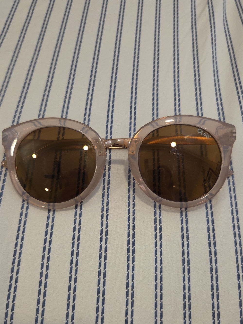Quay Australia "Shook" Round Sunglasses in Clear Blush Pink with Brown Lenses